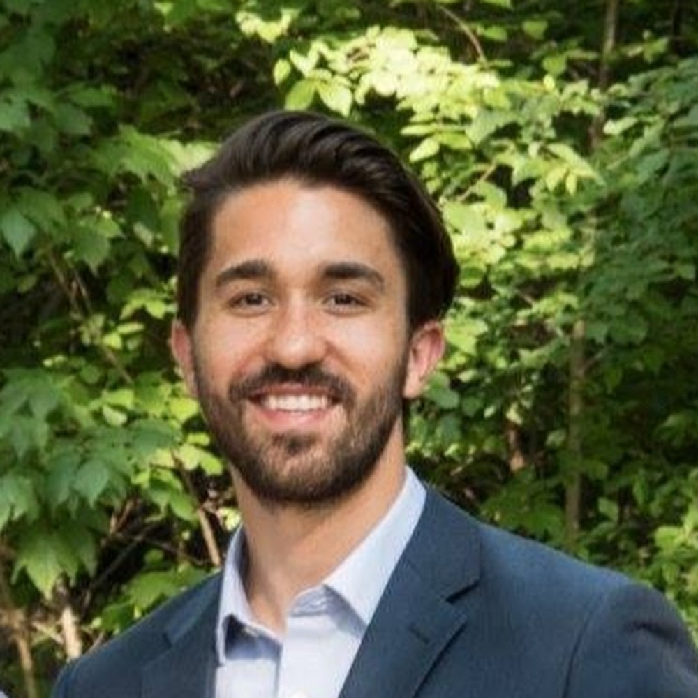 Meet your Posher, Alex